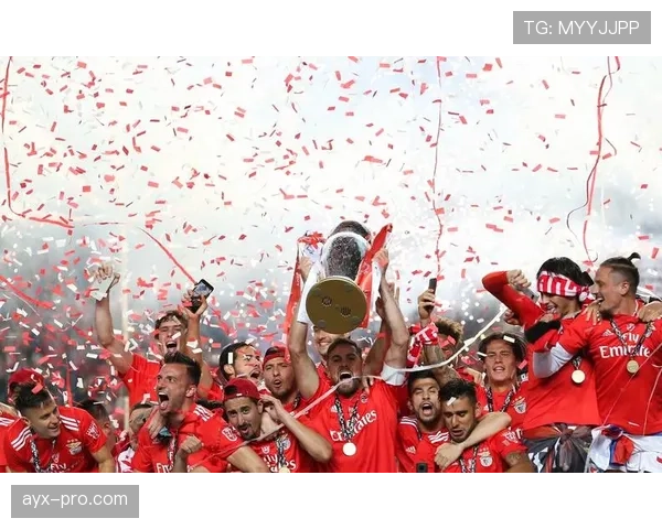 拉莫斯助本菲卡夺冠，状态回暖尽显领袖风范