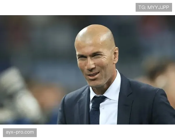 齐达内战术革新显成效:攻防体系全面升级,球队竞争力强势回归 齐达内战术革新显成效:攻防体系全面升级,球队竞争力强势回归